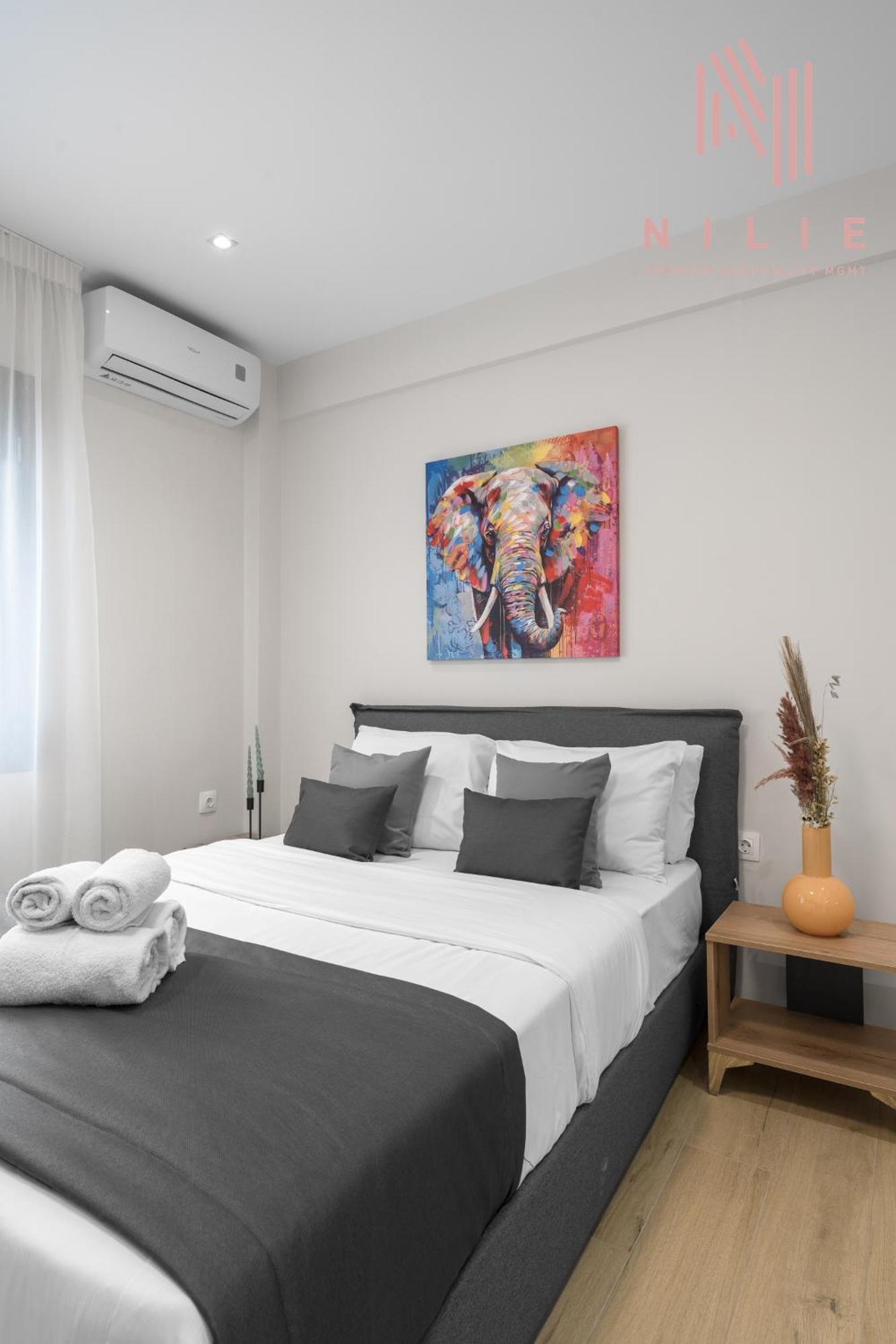 Terra Suites, Nilie Hospitality Mgmt *